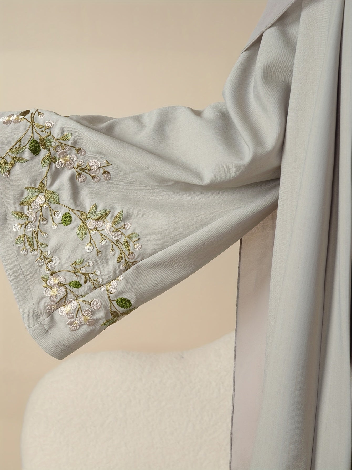 Elegant Floral Polyester 3pcs Set Abaya Gown, Open with Pocket Lining, 150G/M² Fabric Weight, Middle East Collection, for Women