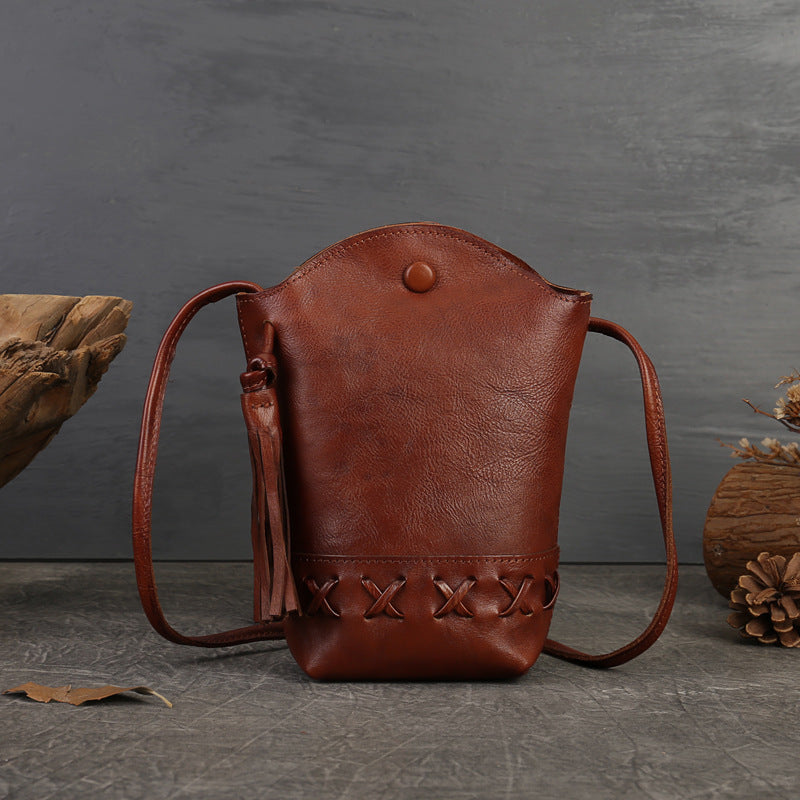 New Women's Bag with Design Sense, Retro Top-Grain Leather Cowhide Woven Phone Bag, Mini Crossbody Single-Shoulder Casual Fringed Bucket Bag