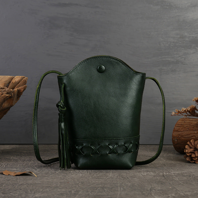 New Women's Bag with Design Sense, Retro Top-Grain Leather Cowhide Woven Phone Bag, Mini Crossbody Single-Shoulder Casual Fringed Bucket Bag