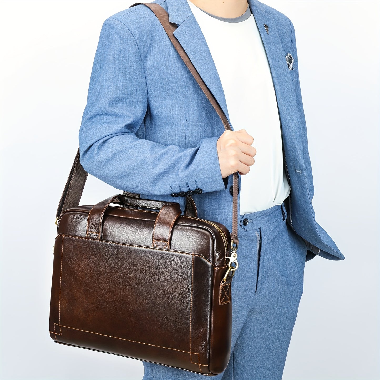 Vintage Head Layer Cowhide Men Handbag Large Capacity Laptop Briefcase Commuter Business Men Single Shoulder Crossbody Bag