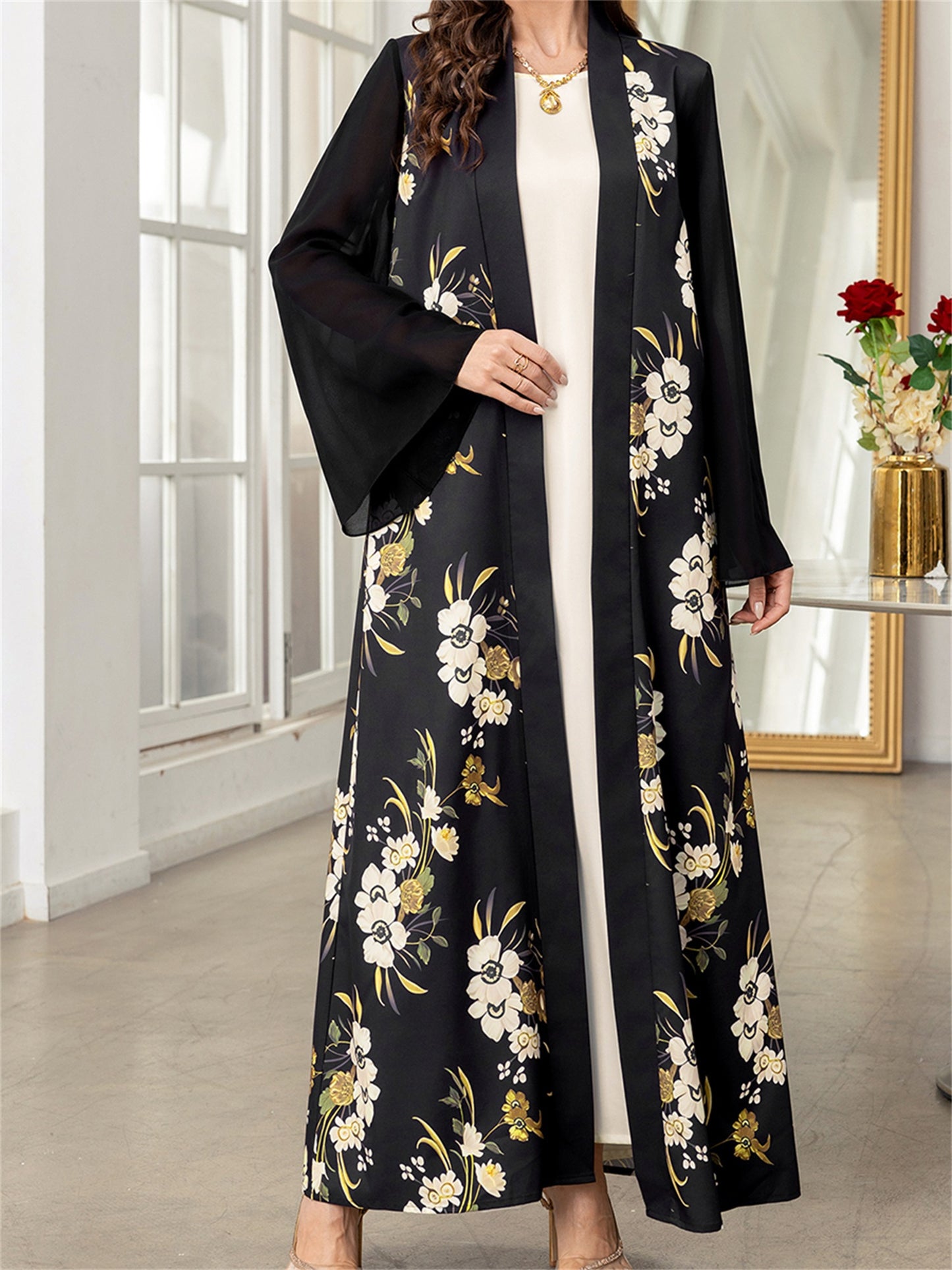 Elegant Black & White Floral Print Long Sleeve Kaftan Gown for Women - Loose Kimono Abaya with Golden Accents, Perfect for Spring and Summer Casual Wear, Comfortable Clothing