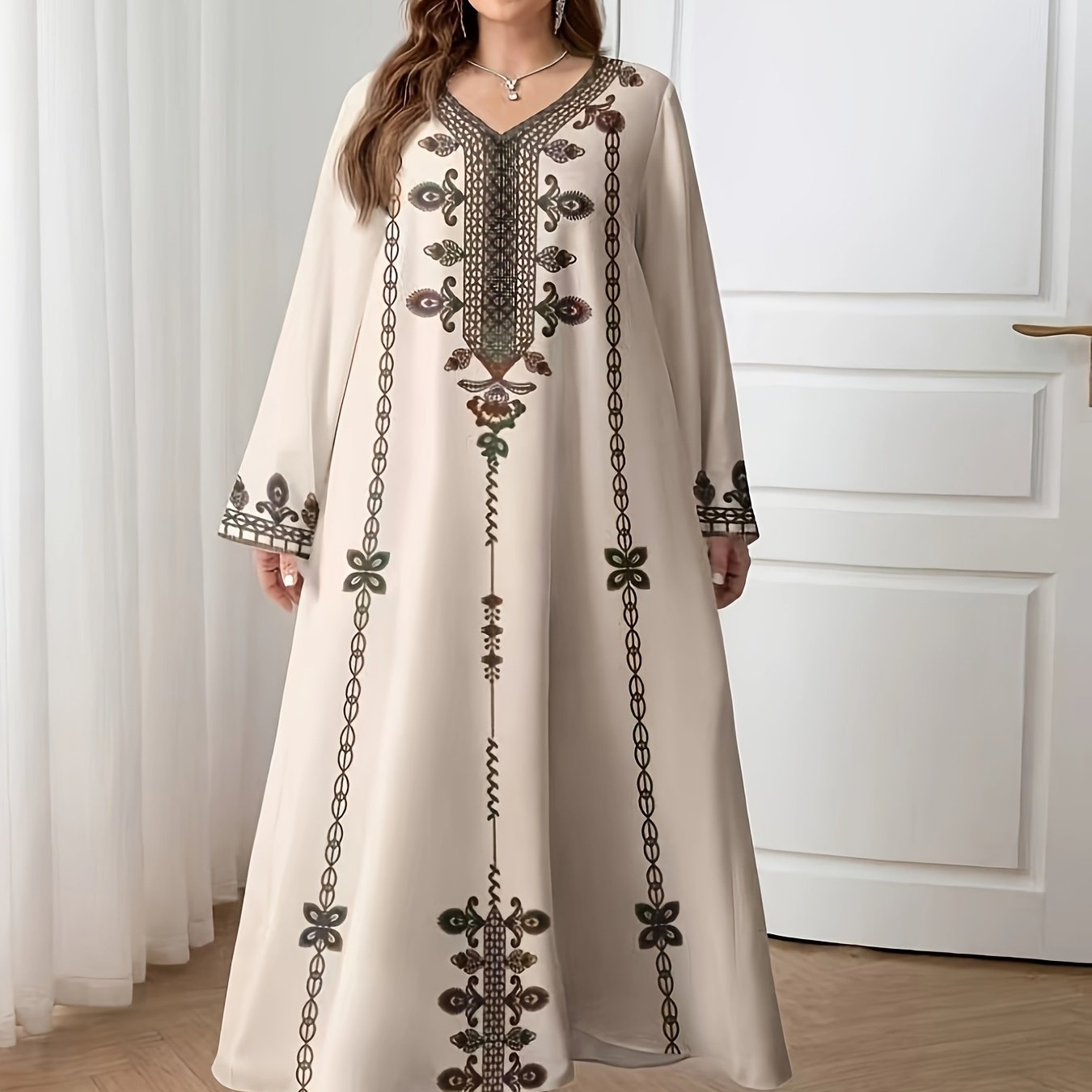 Plus Size Ethnic Style Long Sleeve V-Neck Baju Abaya - Ultra-Long Skirt with Light Beige & Brown Floral Print, Comfortable Loose Fit, Middle Eastern Robe Style for Women, Versatile Casual Wear