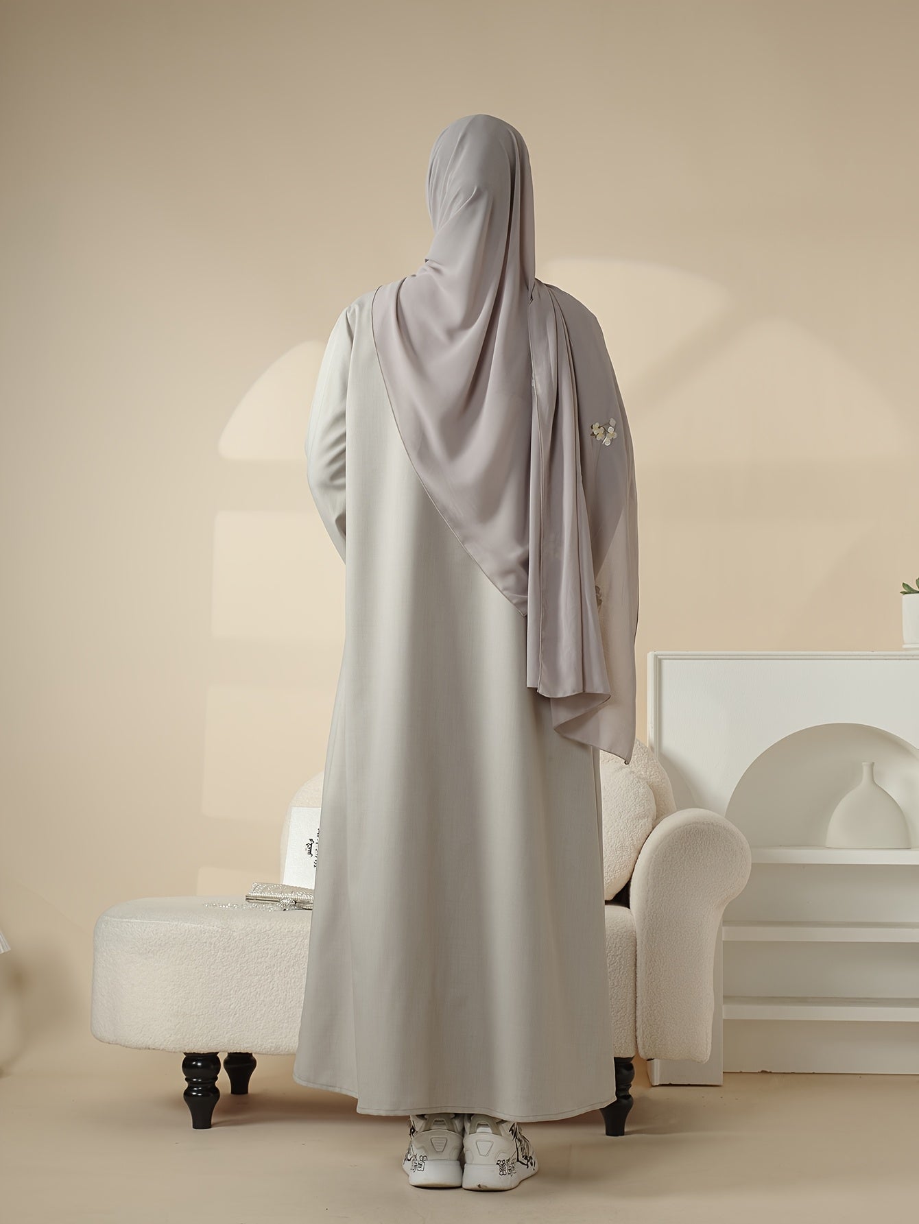 Elegant Floral Polyester 3pcs Set Abaya Gown, Open with Pocket Lining, 150G/M² Fabric Weight, Middle East Collection, for Women