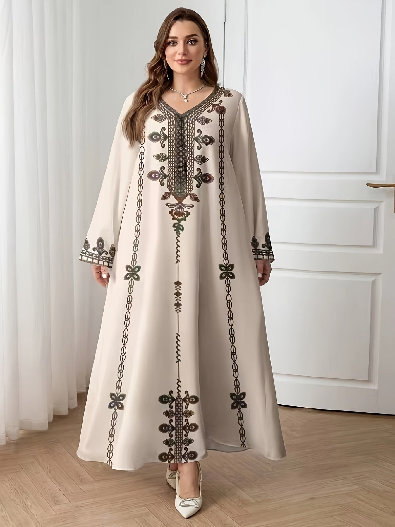 Plus Size Ethnic Style Long Sleeve V-Neck Baju Abaya - Ultra-Long Skirt with Light Beige & Brown Floral Print, Comfortable Loose Fit, Middle Eastern Robe Style for Women, Versatile Casual Wear