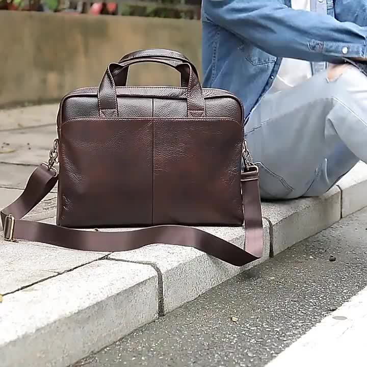 Vintage Head Layer Cowhide Men Handbag Large Capacity Laptop Briefcase Commuter Business Men Single Shoulder Crossbody Bag