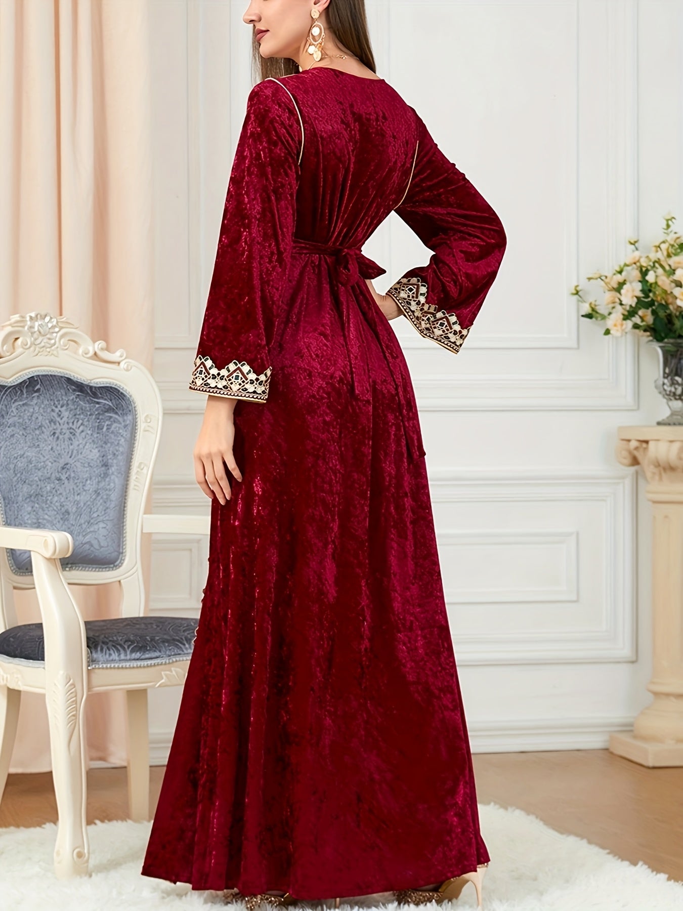 Women's Muslim Velvet Embroidered Abaya with Long Sleeves, V-Neck Moroccan Party Kaftan, Turkish Arabic Maxi Dress.