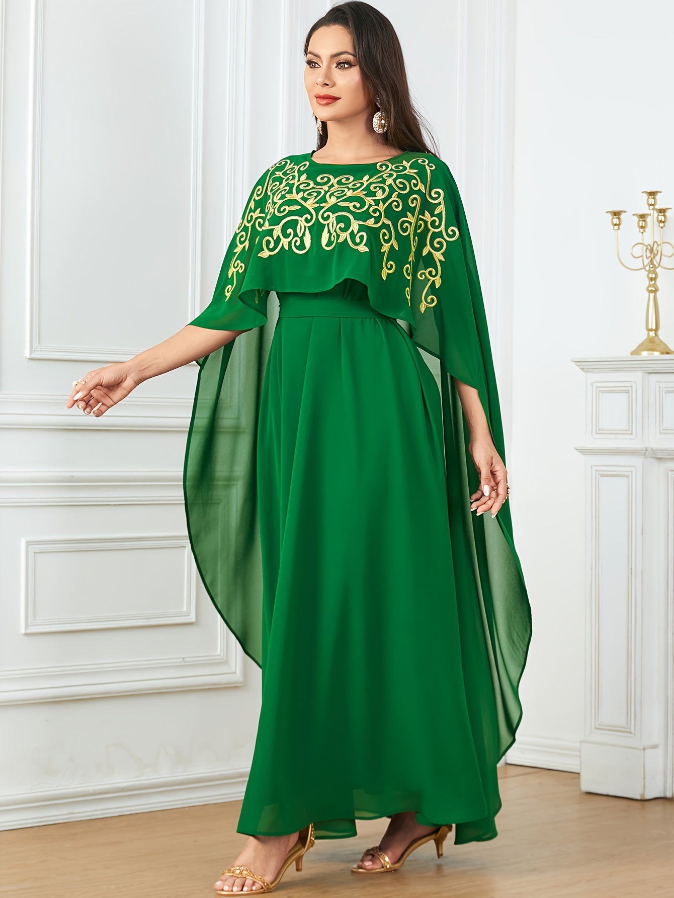 Stylish Long Cape with Lace Edge and Embroidery, Two-piece Set, Robe with Waistband and Body-hugging Abaya Dress