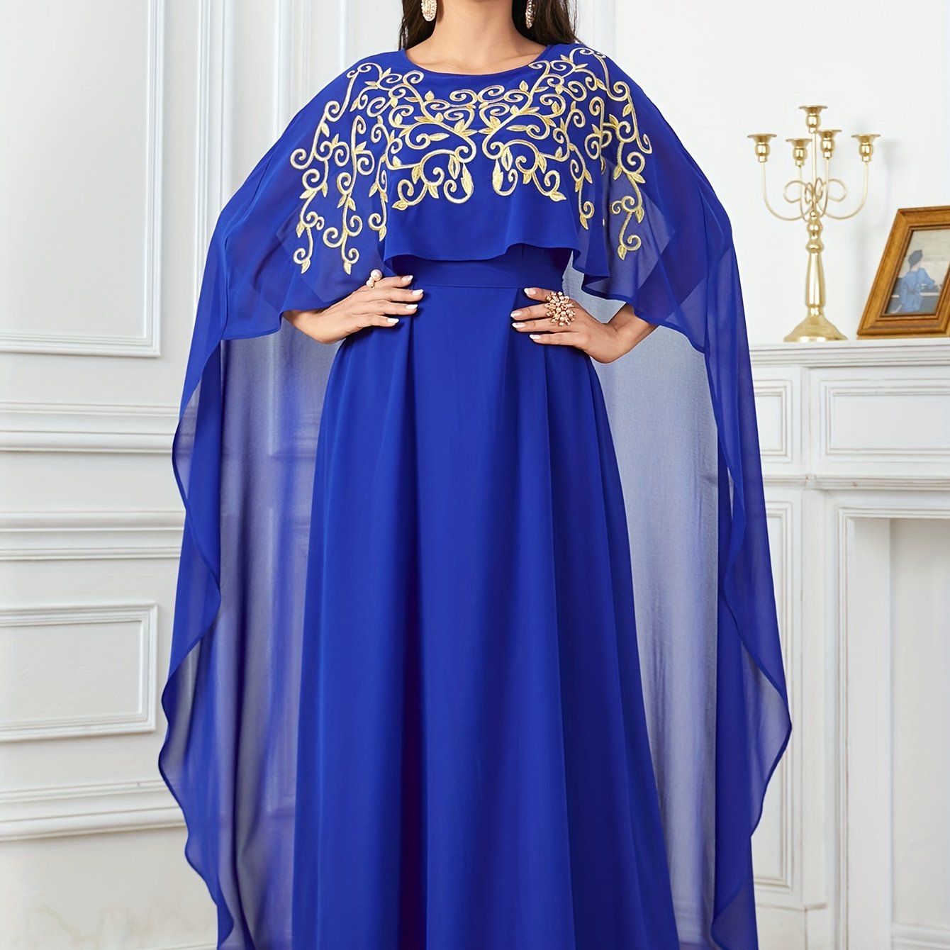 Stylish Long Cape with Lace Edge and Embroidery, Two-piece Set, Robe with Waistband and Body-hugging Abaya Dress